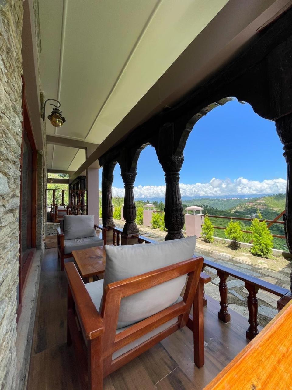 Bsr Farms Resort Pauri Zewnętrze zdjęcie